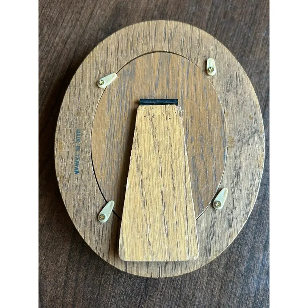 vintage Photocraft natural wood oval picture frame  3.5